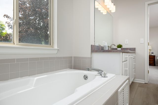 3211 Foxway Court, Ann Arbor, MI 48105