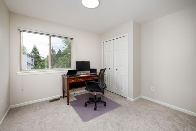 3211 Foxway Court, Ann Arbor, MI 48105