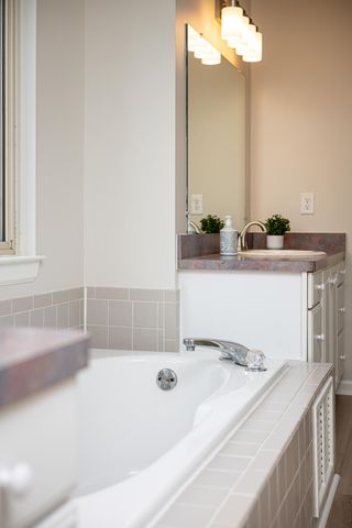 3211 Foxway Court, Ann Arbor, MI 48105