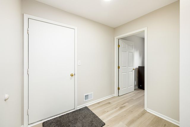 3211 Foxway Court, Ann Arbor, MI 48105