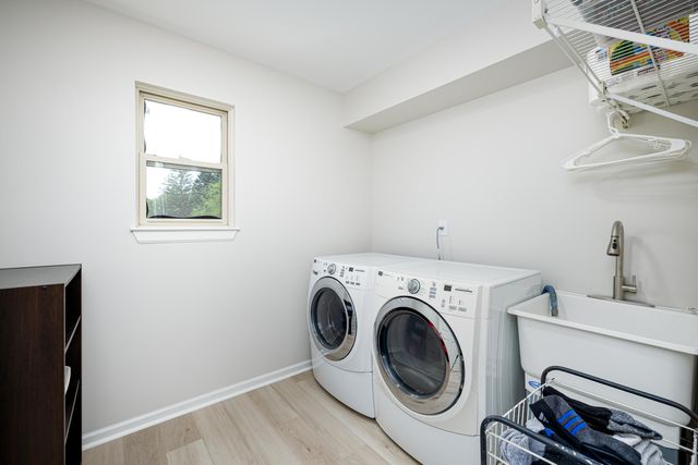 3211 Foxway Court, Ann Arbor, MI 48105