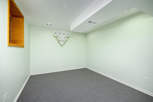 3211 Foxway Court, Ann Arbor, MI 48105