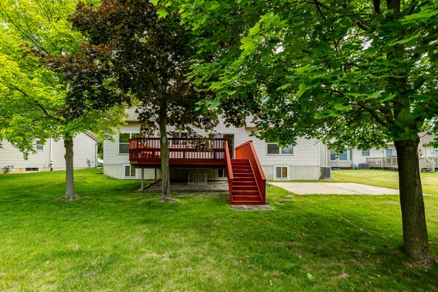 3211 Foxway Court, Ann Arbor, MI 48105