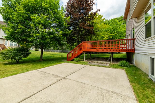 3211 Foxway Court, Ann Arbor, MI 48105