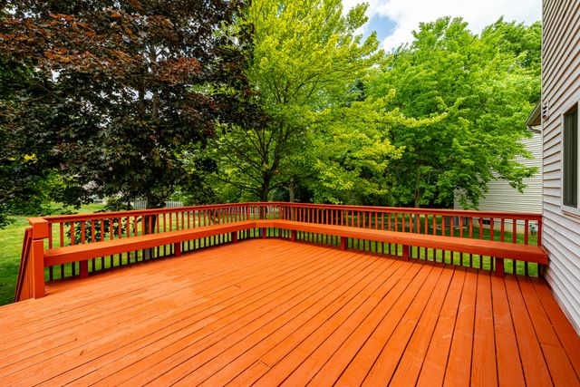 3211 Foxway Court, Ann Arbor, MI 48105