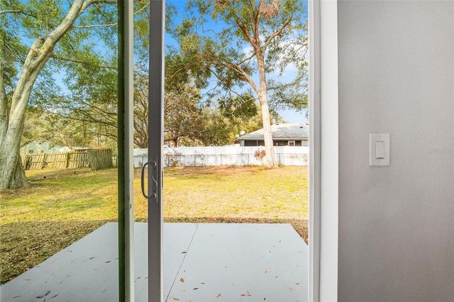 1802 SW HILLIARD AVENUE, Dunnellon, FL 34431