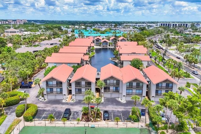 1093 LAKE HOUSE CIRCLE C205, Sarasota, FL 34242