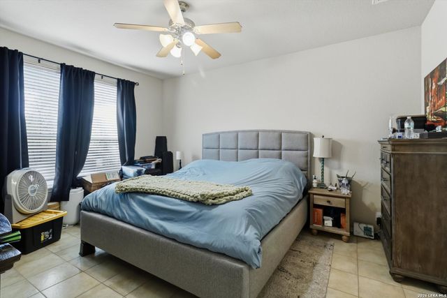 2616 Gallant Fox Dr, Schertz, TX 78108