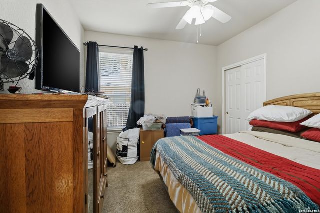 2616 Gallant Fox Dr, Schertz, TX 78108