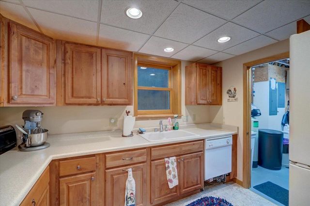 701 Woodward Drive, Madison, WI 53704