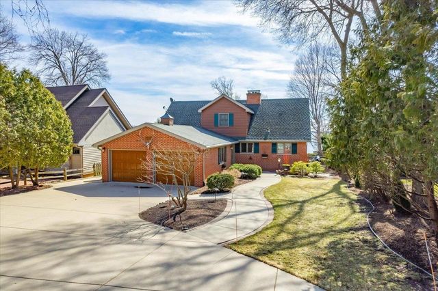 701 Woodward Drive, Madison, WI 53704