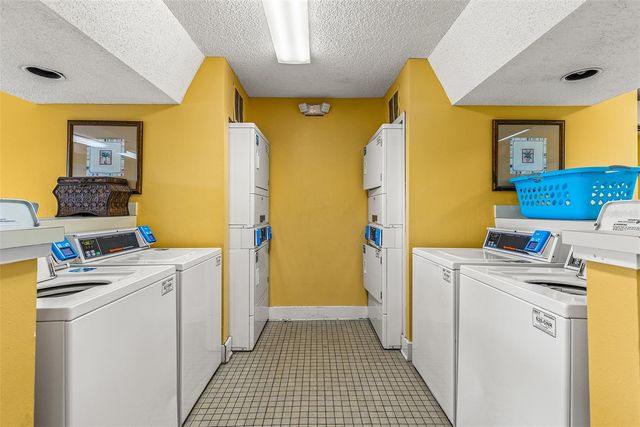 11901 4TH STREET N 11209, St Petersburg, FL 33716