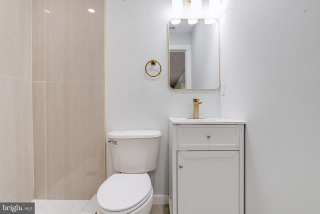 635 N ROSEDALE ST, Baltimore, MD 21216