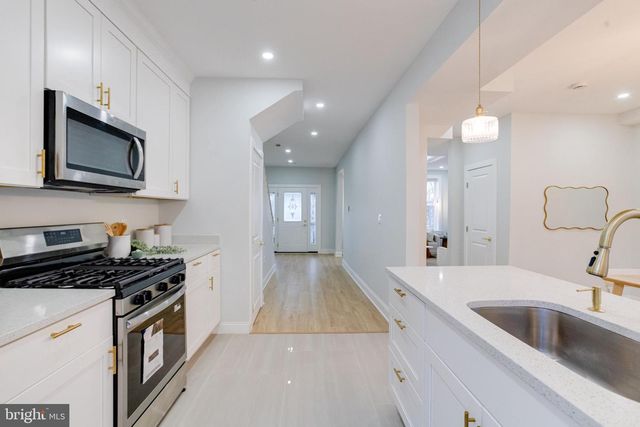 635 N ROSEDALE ST, Baltimore, MD 21216