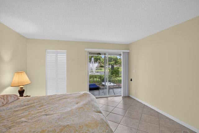 2006 GRANADA Drive J1, Coconut Creek, FL 33066