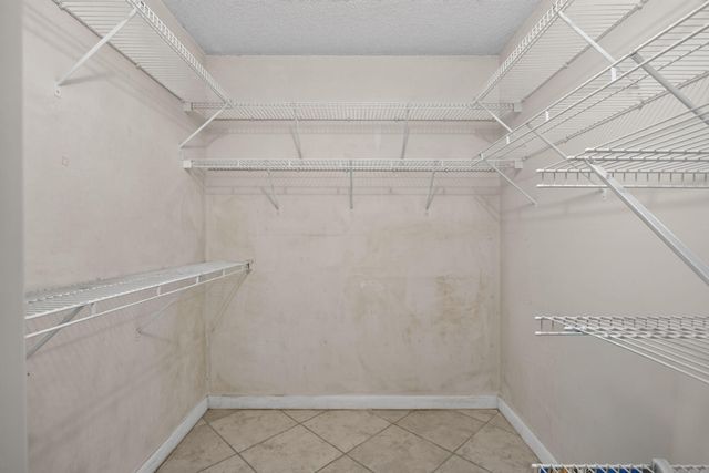 2006 GRANADA Drive J1, Coconut Creek, FL 33066