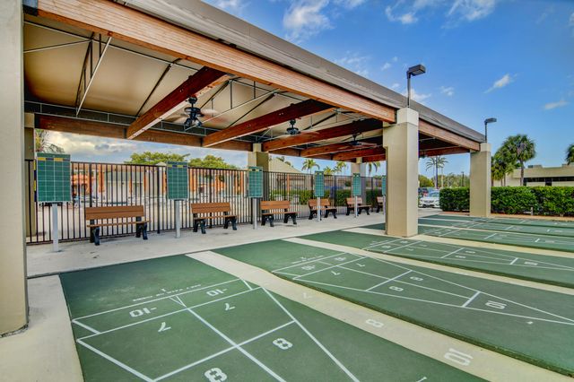 2006 GRANADA Drive J1, Coconut Creek, FL 33066