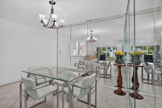 2006 GRANADA Drive J1, Coconut Creek, FL 33066