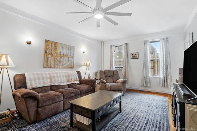 472 Gramatan Avenue CC3 CC3, Building 6, Mount Vernon, NY 10552