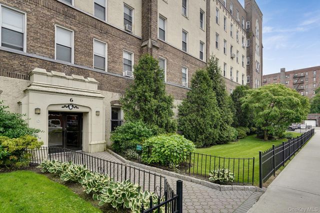 472 Gramatan Avenue CC3 CC3, Building 6, Mount Vernon, NY 10552