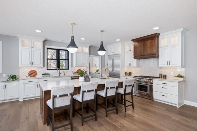 5034 Sparrow Road, Minnetonka, MN 55345