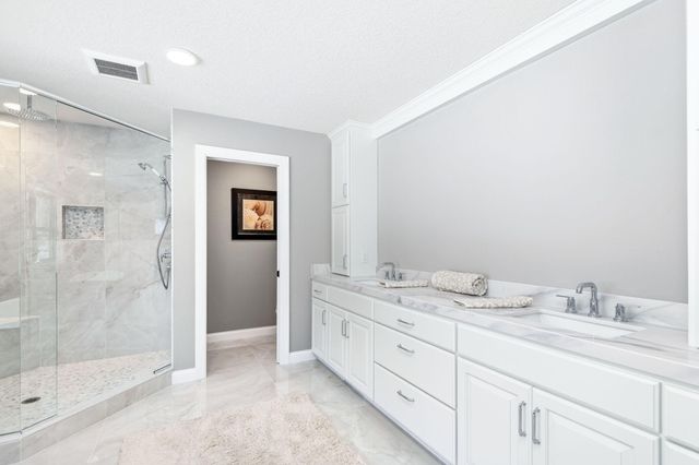 5034 Sparrow Road, Minnetonka, MN 55345