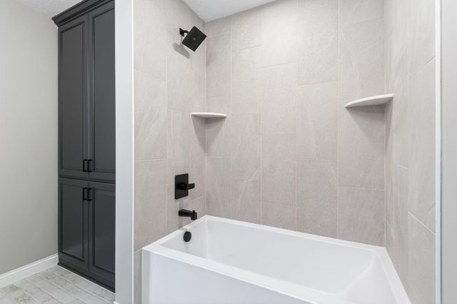 5034 Sparrow Road, Minnetonka, MN 55345