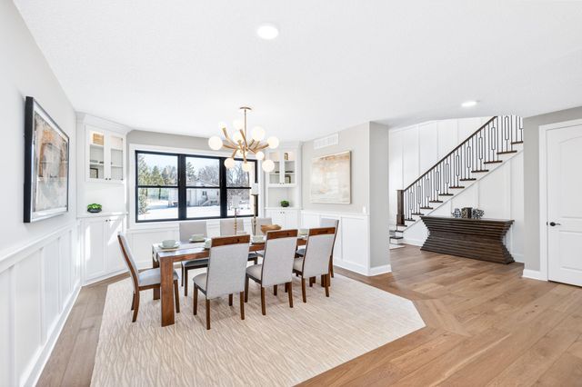 5034 Sparrow Road, Minnetonka, MN 55345