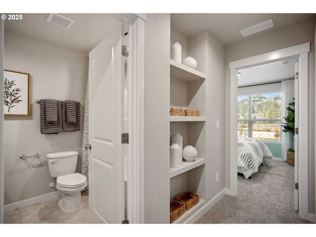 12695 Sw Trask St, Beaverton, OR 97007