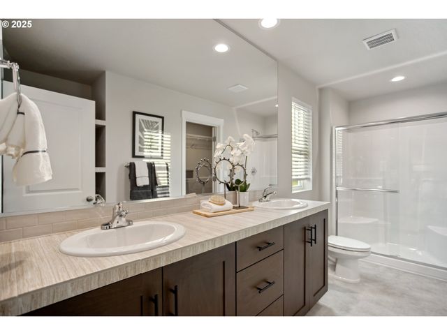 12695 Sw Trask St, Beaverton, OR 97007