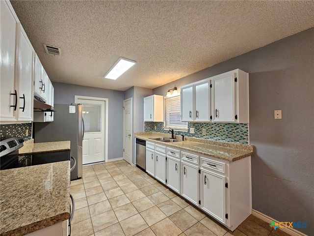 2214 Sherman Drive, Killeen, TX 76543