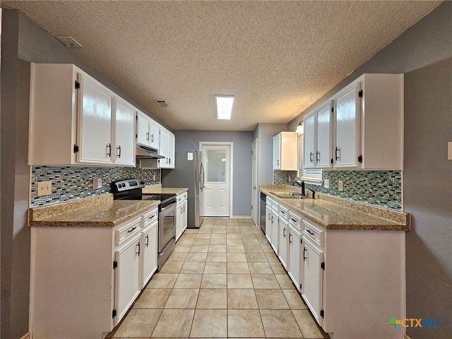 2214 Sherman Drive, Killeen, TX 76543