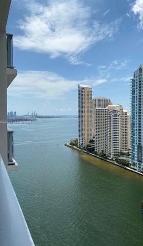 300 S Biscayne Boulevard T2302, Miami, FL 33131