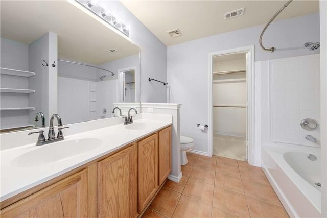 1136 Beechwood DR, Kyle, TX 78640