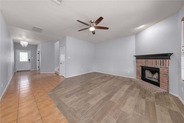 1136 Beechwood DR, Kyle, TX 78640