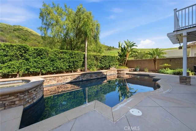 21232 Meander, Trabuco Canyon, CA 92679
