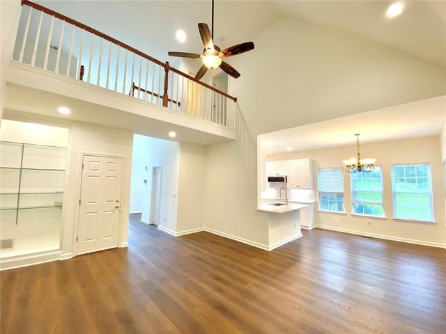 5923 Rosie SE Lane, Mableton, GA 30126