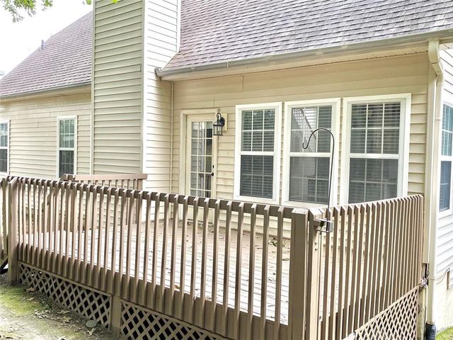 5923 Rosie SE Lane, Mableton, GA 30126