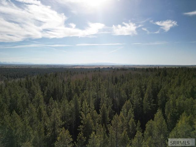 1663 Shadow Run, Ashton, ID 83420