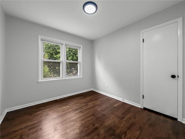 3604 N Pleasant Street, Independence, MO 64050