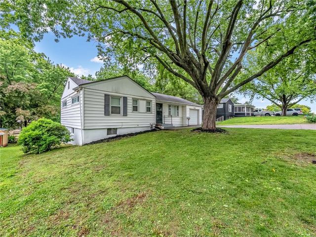 3604 N Pleasant Street, Independence, MO 64050