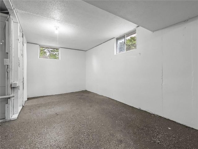 3604 N Pleasant Street, Independence, MO 64050