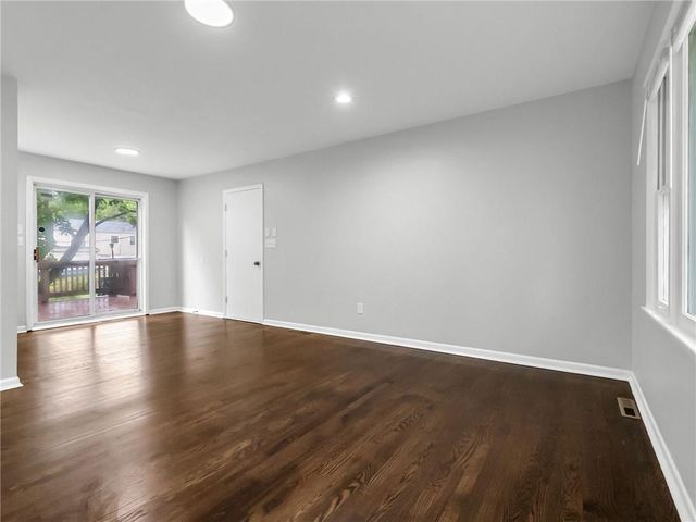 3604 N Pleasant Street, Independence, MO 64050