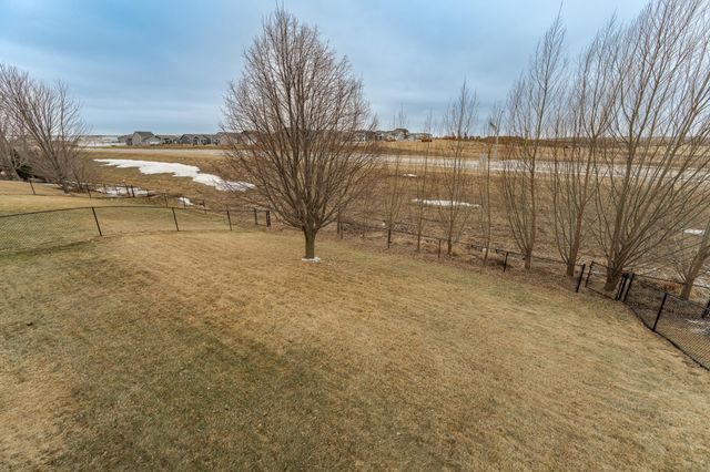 5301 Castleview Drive NW, Rochester, MN 55901