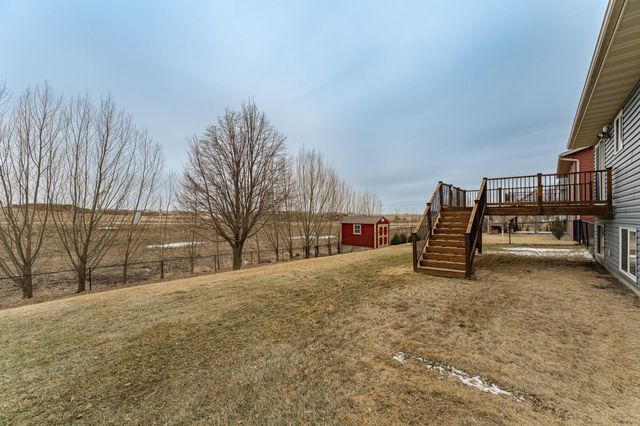 5301 Castleview Drive NW, Rochester, MN 55901