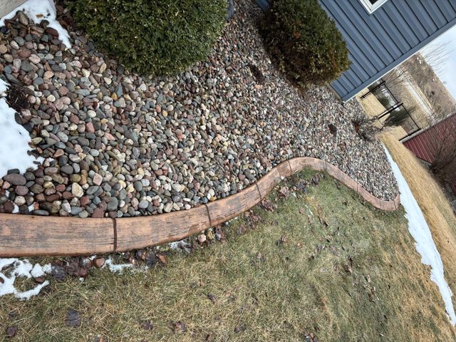 5301 Castleview Drive NW, Rochester, MN 55901