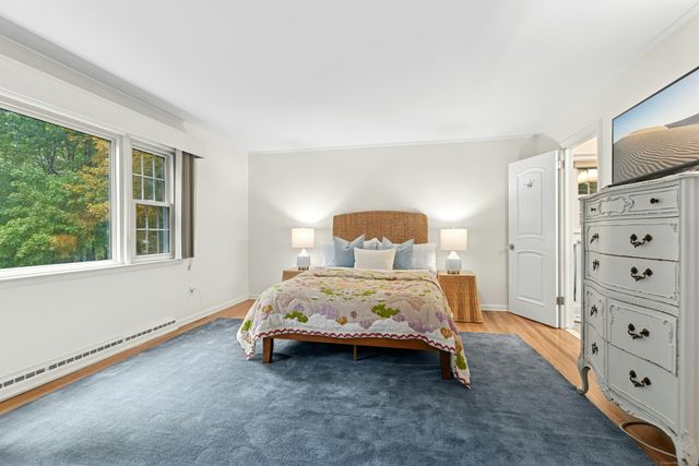 33 Hickory Lane, Ridgefield, CT 06877