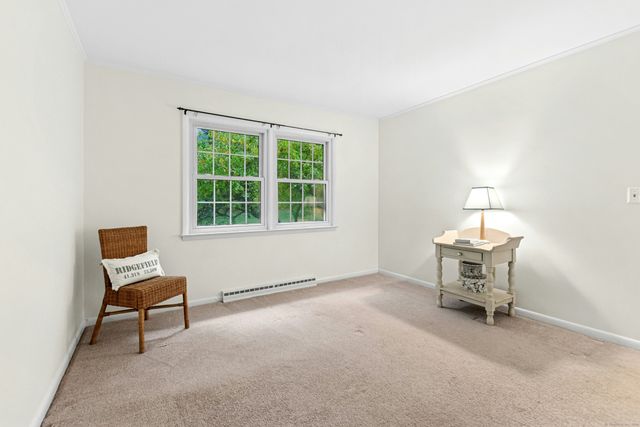 33 Hickory Lane, Ridgefield, CT 06877