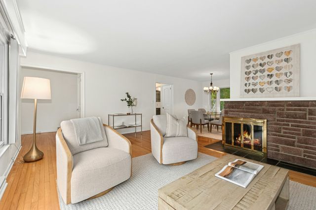 33 Hickory Lane, Ridgefield, CT 06877