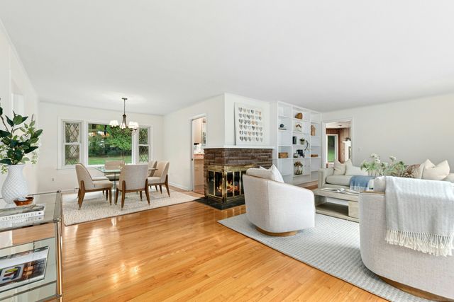 33 Hickory Lane, Ridgefield, CT 06877